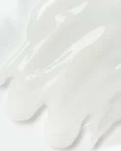 Velvet Cleansing Milk -Glamelix Sales Store VCM swatch 470x 2x a3708a85 9674 46bb b623 04f325eedd64